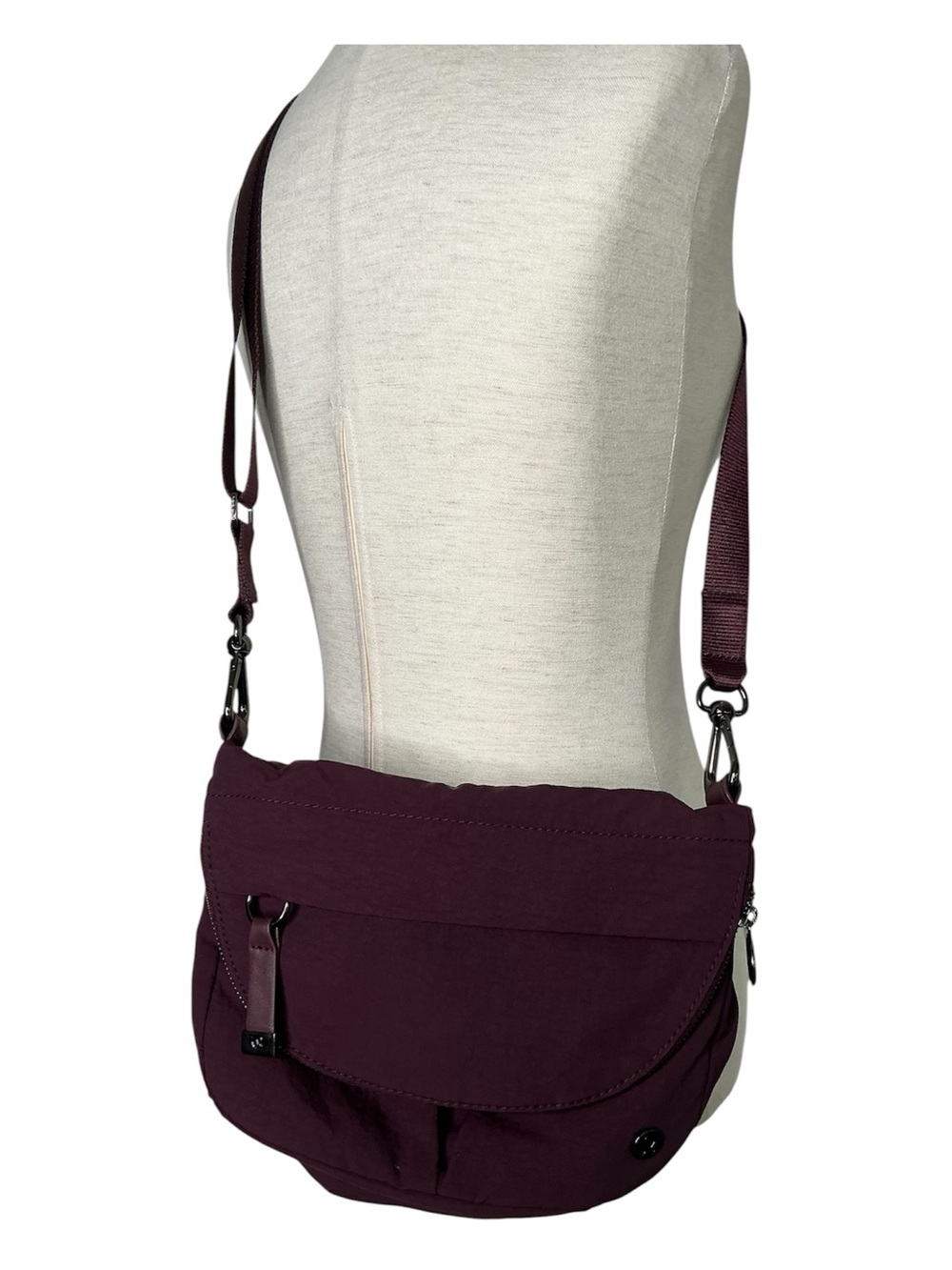 Lululemon All Night Festival 5L Crossbody Convertible Shoulder Bag Black Cherry - Picture 6 of 16